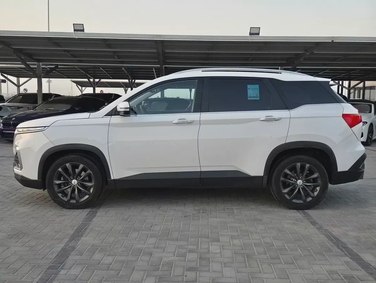Chevrolet Captiva LT 2022, GCC Specs - Excellent Condition-4-4