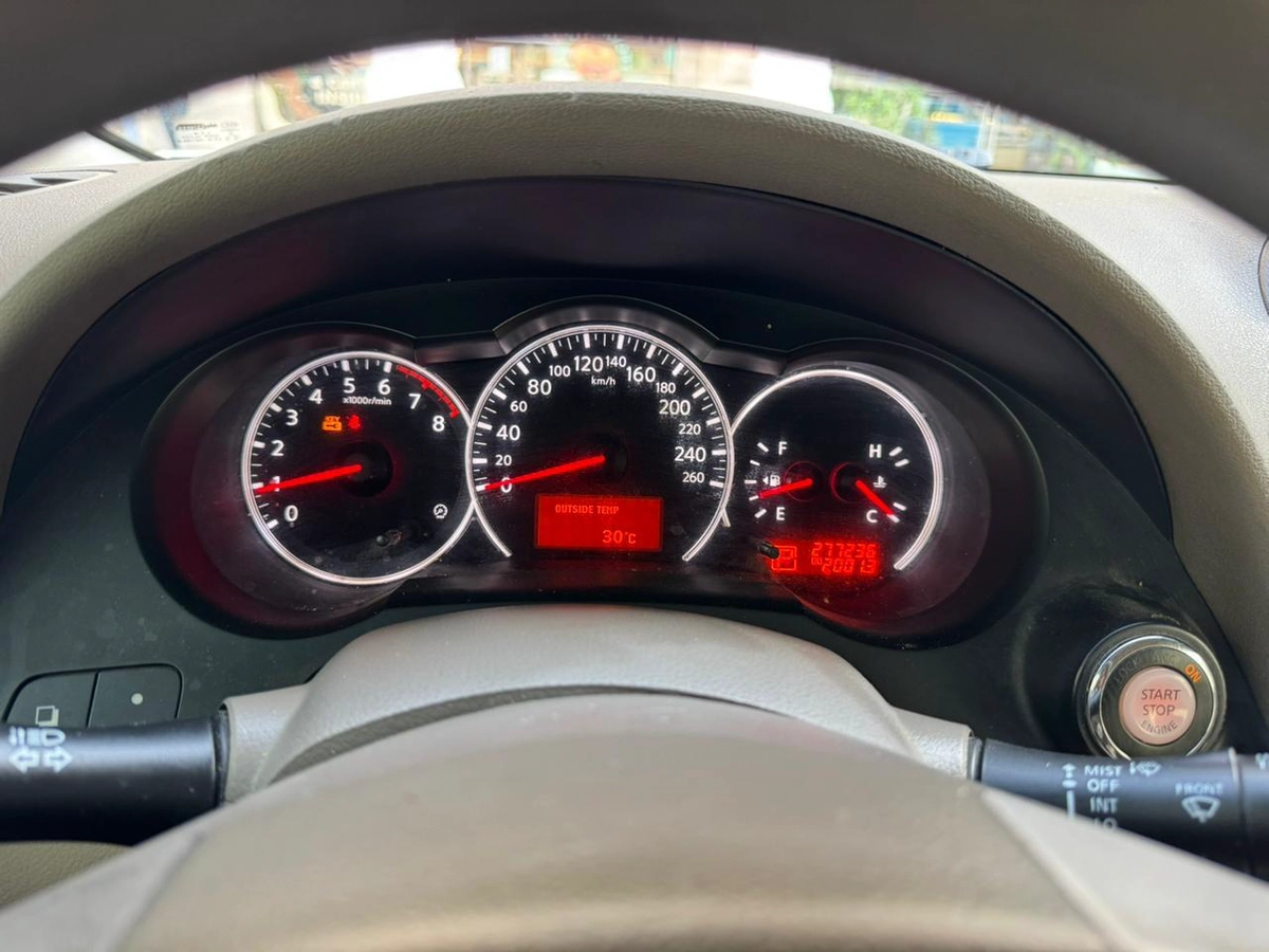 Gulf Specs 2012 NISSAN ALTIMA S 2.5Litre 4-Cylinder Mid Option-11-11
