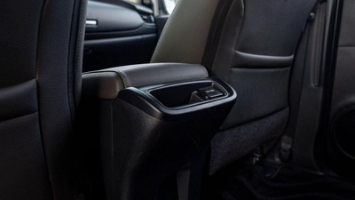 Toyota Fortuner GX2 2.7L 4WD-5