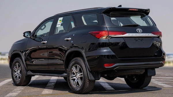 Toyota Fortuner GX2 2.7L 4WD
