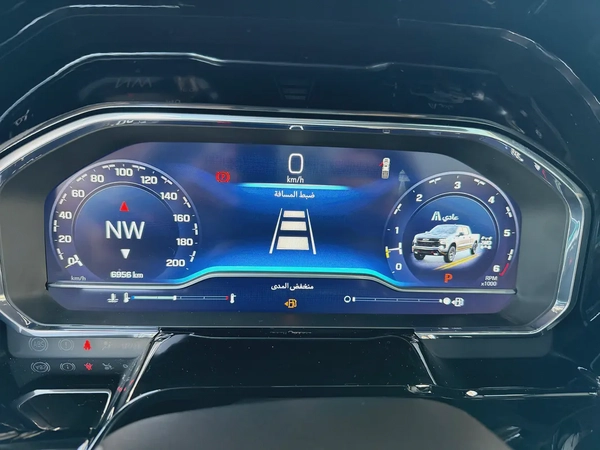 رنج روفر فوج HSE P530 V8 ابيض / ماروني 2022 خليجي