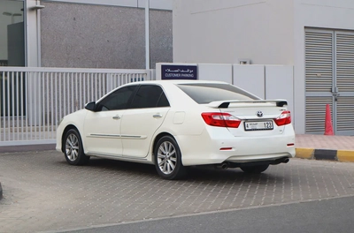 Toyota Aurion Limited 2014 GCC Specs - Well Maintained-12