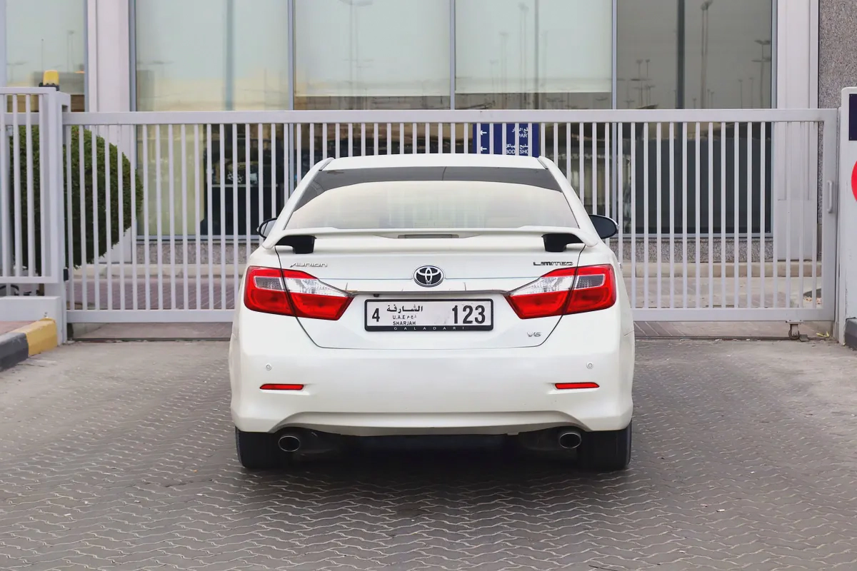 Toyota Aurion Limited 2014 GCC Specs - Well Maintained-13-13