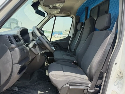 Renault Master 2021 2.3T Panel Van L4H3 - GCC Specs - Excellent Condition-7