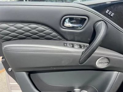 Infiniti QX80 LUXE SENSORY PROACTIVE Luxury 5.6L-14