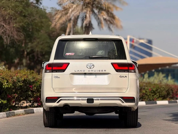 Toyota Land Cruiser GXR
