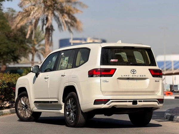 Toyota Land Cruiser GXR