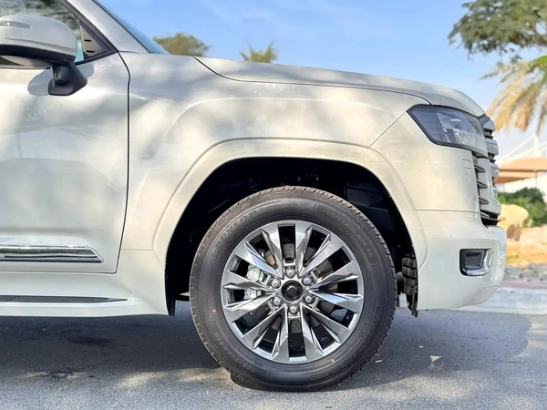Toyota Land Cruiser GXR