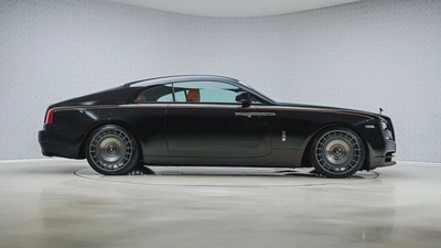 UAEs Very Best Example | Wraith Black Badge | Super Low KM | GCC | 4 Button-2