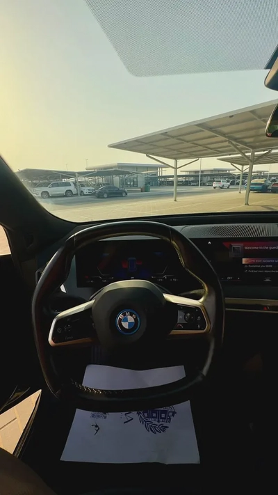 BMW iX xDrive40 2022 Korean Specs - Electric Luxury SUV-16