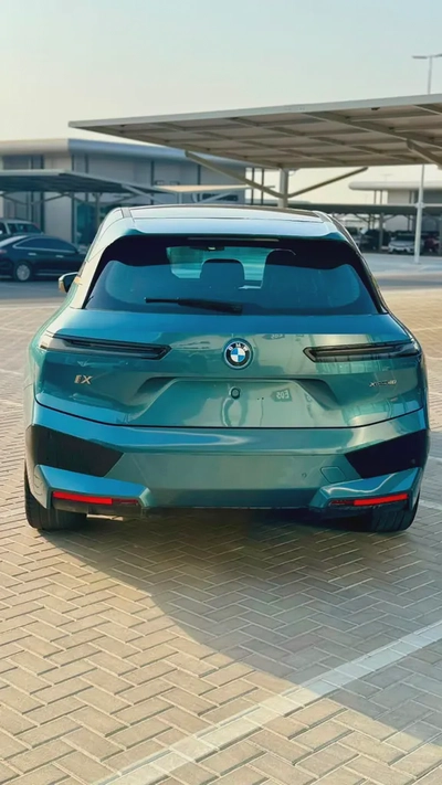 BMW iX xDrive40 2022 Korean Specs - Electric Luxury SUV-1