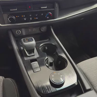 2021 Nissan Rogue SV AWD-13