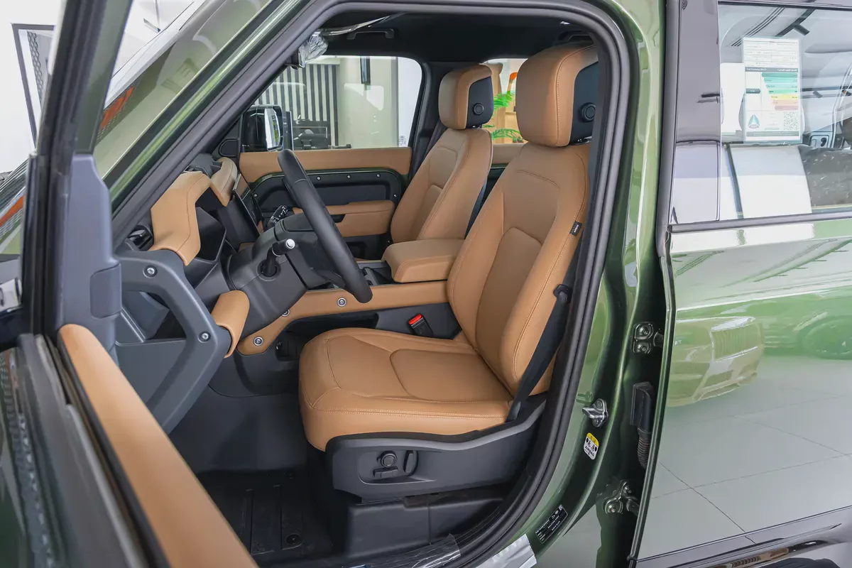 Land Rover Defender | 110 X-Dynamic HSE P400 | GCC Specs | 2026 (Export)-8-8