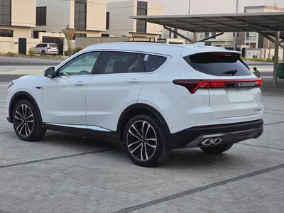 Jetour X70 Plus Luxury 2023 GCC Specs | 7-Seater | Under Warranty-4
