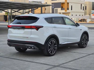 Jetour X70 Plus Luxury 2023 GCC Specs | 7-Seater | Under Warranty-5