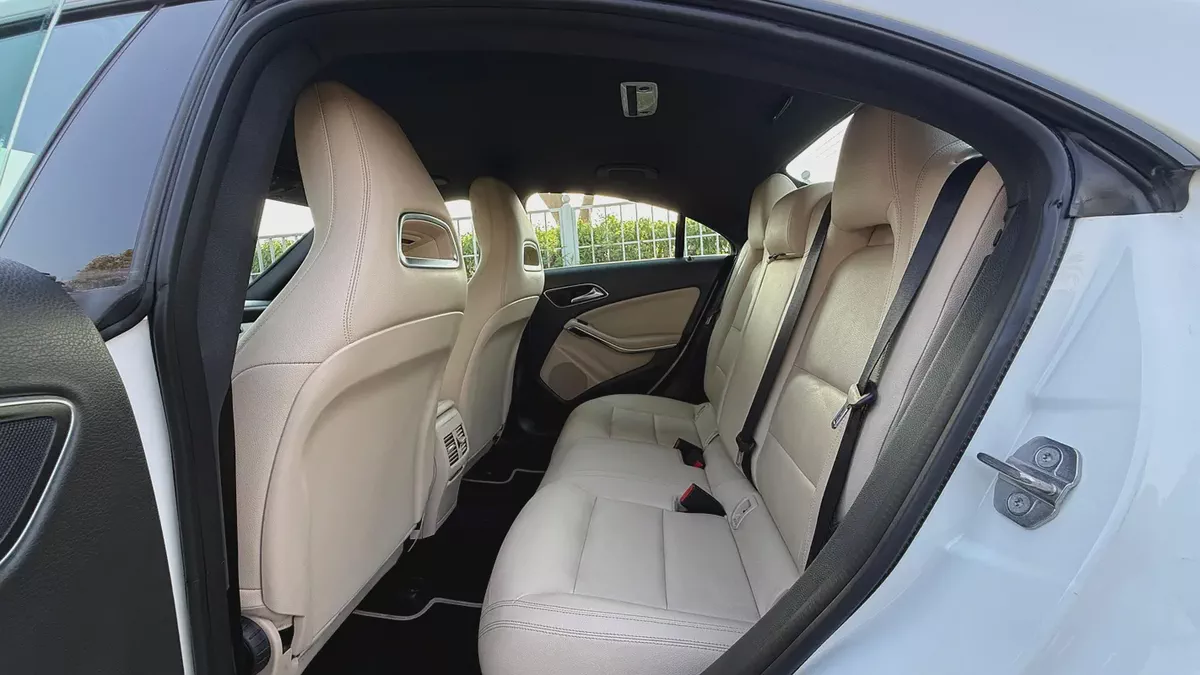 Mercedes-Benz CLA 250 4MATIC 2019 | GCC Specs | Low Mileage | Excellent Condition-7-7