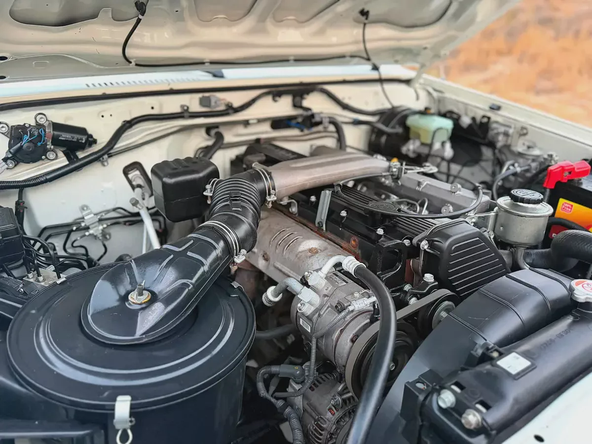 Land Cruiser 79 Diesel like new-9-9