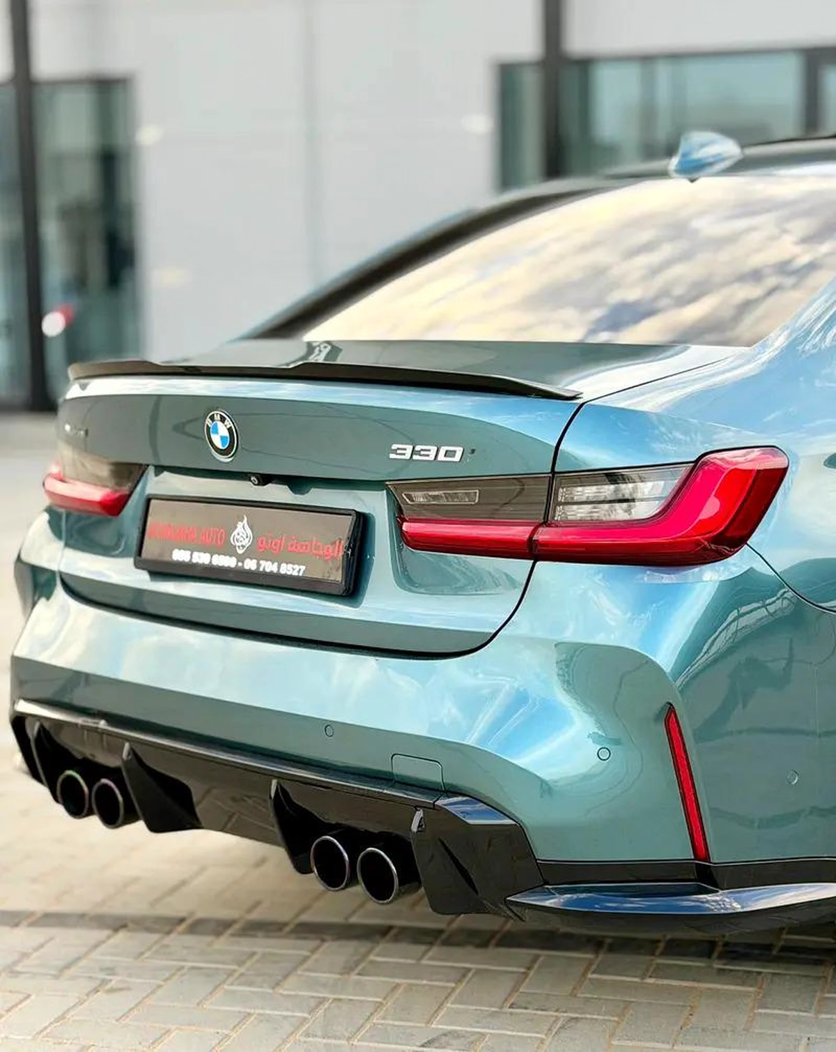 BMW 3-Series 330e xDrive-6-6