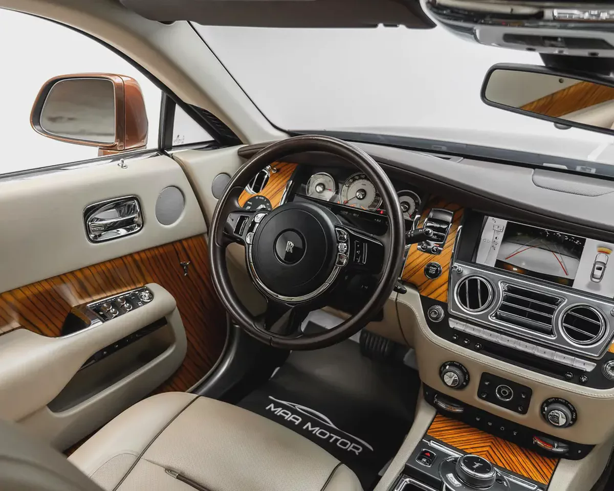 2015 Rolls-Royce Wraith Standard GCC Specs-9-9
