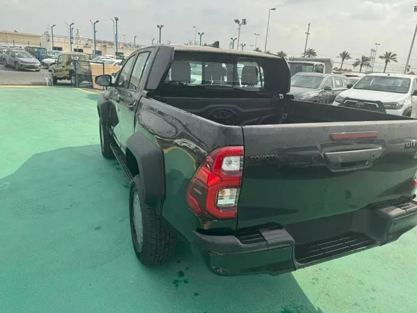 Toyota Hilux GR Sport 4.0L 2025 MODEL