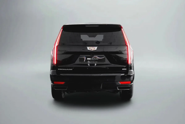 6,305 AED / 60 months | 0% DP | 2023 Cadillac Escalade / Agency Warranty and Service Contract