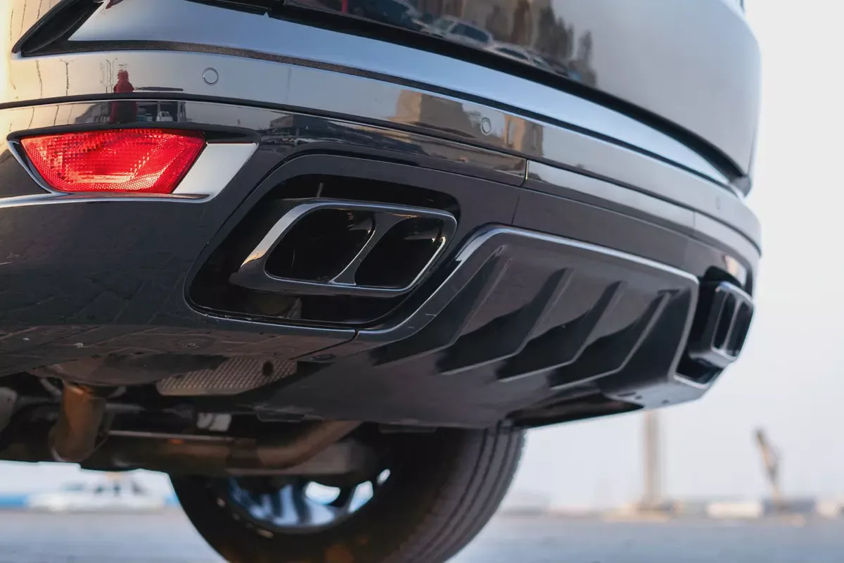 2020 Land Rover Range Rover Sport SVR - 5.0L V8 Supercharged - American Specs-4-4