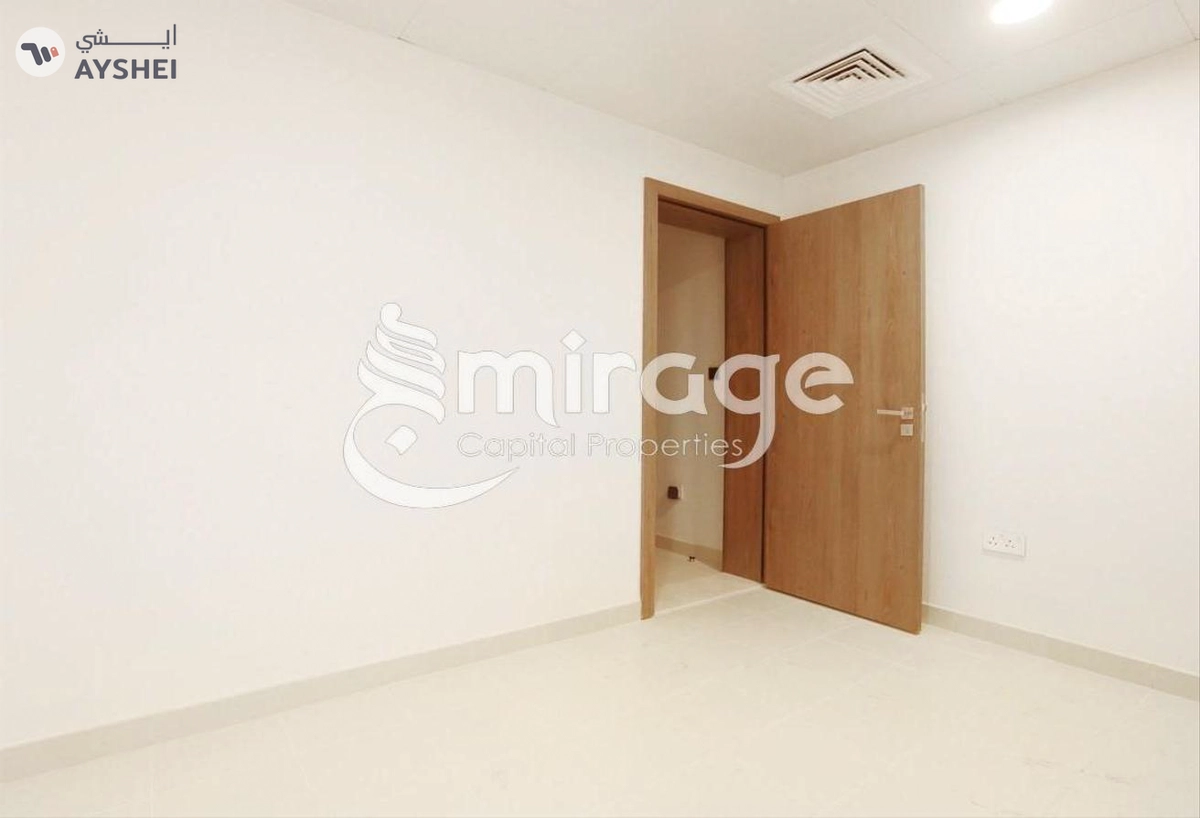 TOWNHOUSE FOR SALE IN REDWOODS, YAS ACRES-4-4