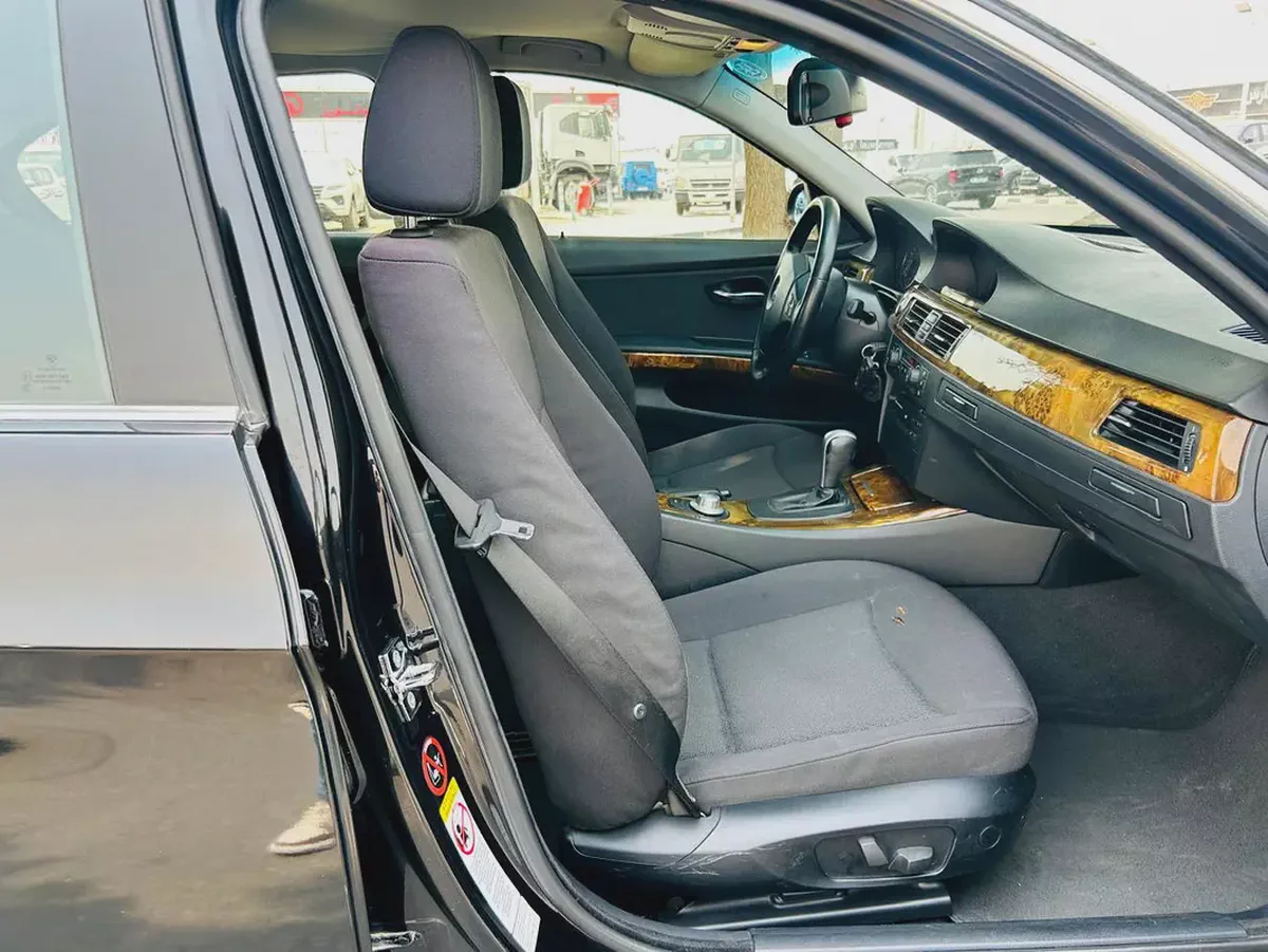 BMW 323i | 2006 | CLEAN TITLE | FRESH JAPAN IMPORT-9-9