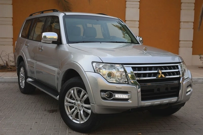 MITSUBISHI PAJERO 2019 3.8L V6 GLS PLUS-171000KM-GCC SPECS-0