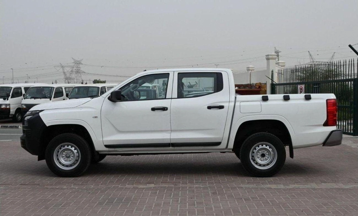 Mitsubishi L200 Mitsubishi L200 2.4L Diesel Manual model 2025-2-0
