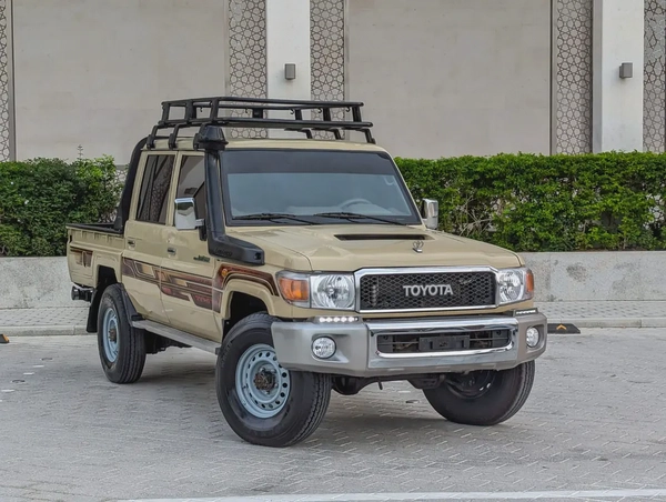 2020 TOYOTA LAND CRUISER PICK UP LC 79 SERIES DIESEL V8 4.5L GCC IN EXCELLENT CONDITION