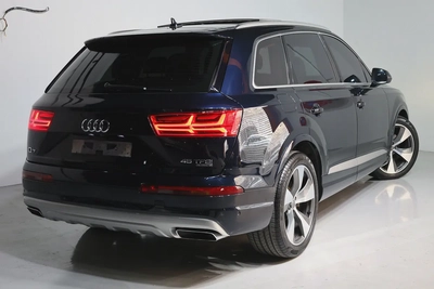 Audi Q7 45 TFSI Quattro 2017 | GCC Specs | Well Maintained-2