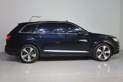 Audi Q7 45 TFSI Quattro 2017 | GCC Specs | Well Maintained-6
