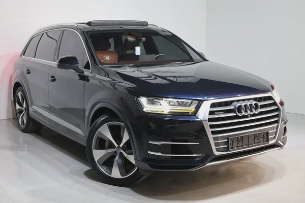 Audi Q7 45 TFSI Quattro 2017 | GCC Specs | Well Maintained