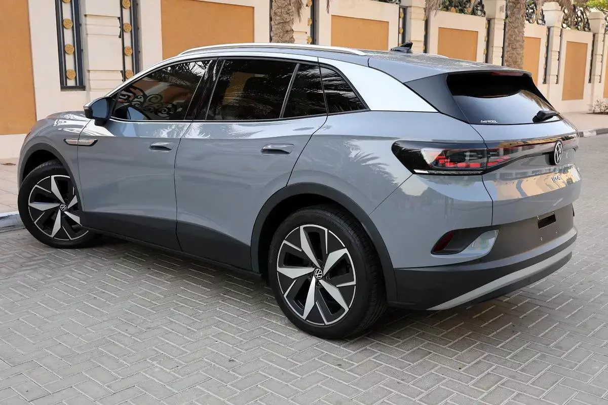 Volkswagen ID.4-2022-33000km-UNDER WARRANTY-GCC SPECS-14-14