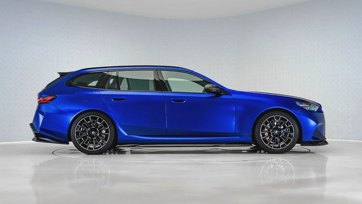 UAEs Very Best Example | AED 7,812 PM | M5 Touring Maxton Design-2-2