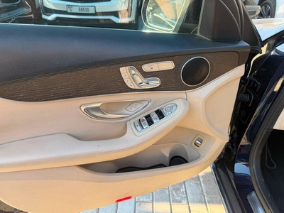 Mercedes Benz C300 STD (NON GCC)-4