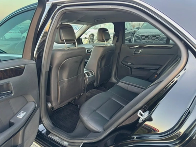 Mercedes-Benz E350 low Kilometer Auction Grade 4/B-13