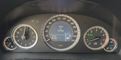 Mercedes-Benz E350 low Kilometer Auction Grade 4/B-16
