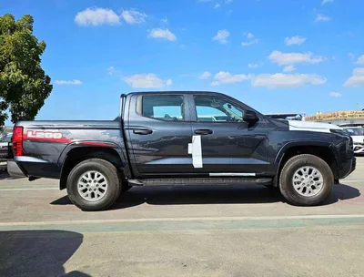 Mitsubishi L200 GLX 2.4L PETROL / M/T / SIDE STICKER / 4WD / CODE # 68099-1