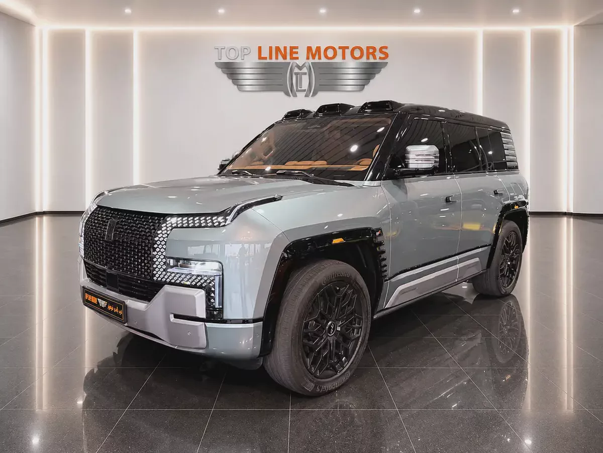 YangWang U8 Premium Edition 2023 | 1,100+ HP | Floating Mode | Chinese Specs