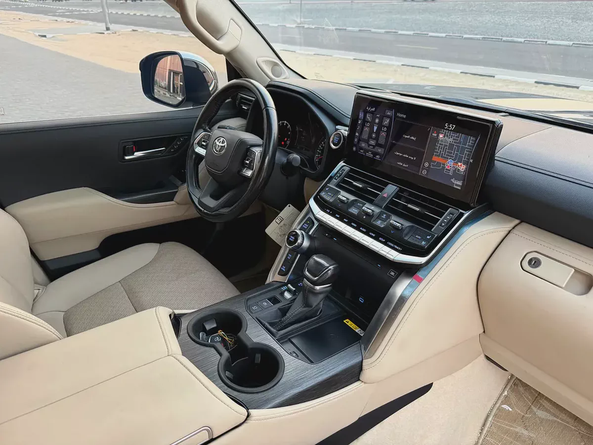 Toyota Land Cruiser 2023 VXR Twin Turbo GCC Specsتويوتا لاند كروزر 2023 VXR V6 توين تيربو صبغ الوكال-8-8