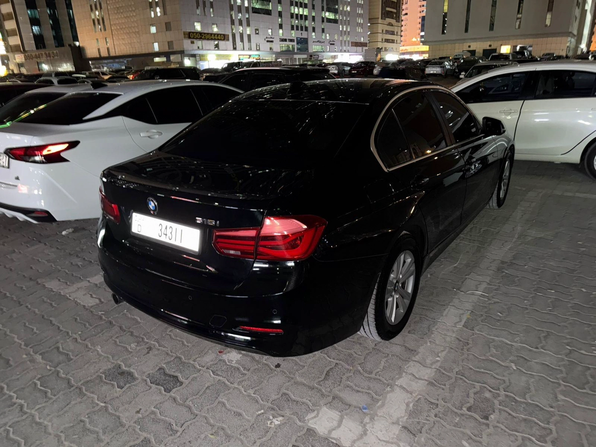BMW 318i ( 2016 Model-4-4