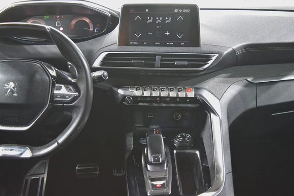 AMAZING 5008 GT-LINE..FULL SERVICE HISTORY...
