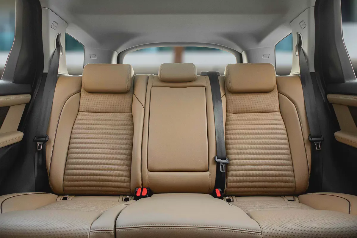 2,546 P.M | R-Dynamic | Adaptive Cruise | Pan Roof | 0% Downpayment-11-11