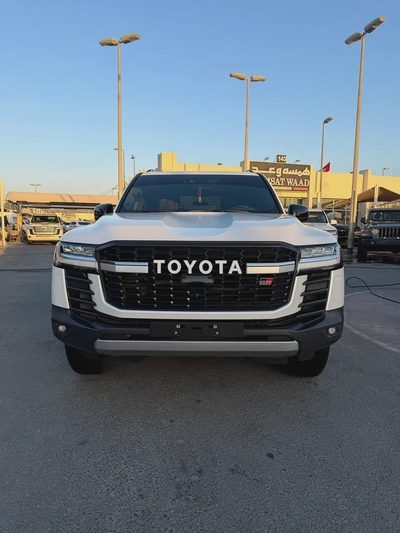 Toyota Land Cruiser GR Sport 2023 – GCC تويوتا لاند كروزر 2023 GR اسبورت صبغ الوكاله-1