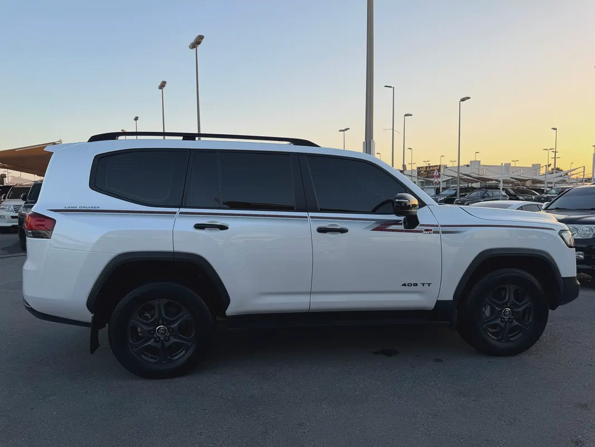 Toyota Land Cruiser GR Sport 2023 – GCC تويوتا لاند كروزر 2023 GR اسبورت صبغ الوكاله-7-7