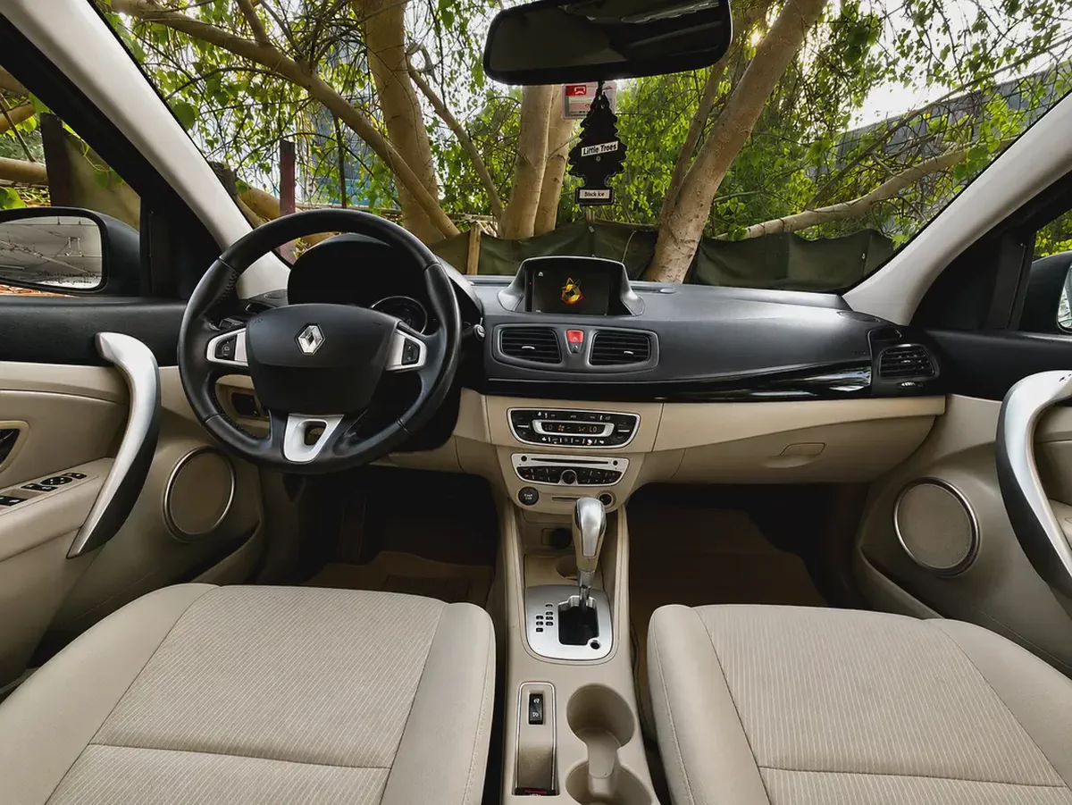 2016 RENAULT FLUENCE FULL OPTION | ONLY AED 10,999-3-3
