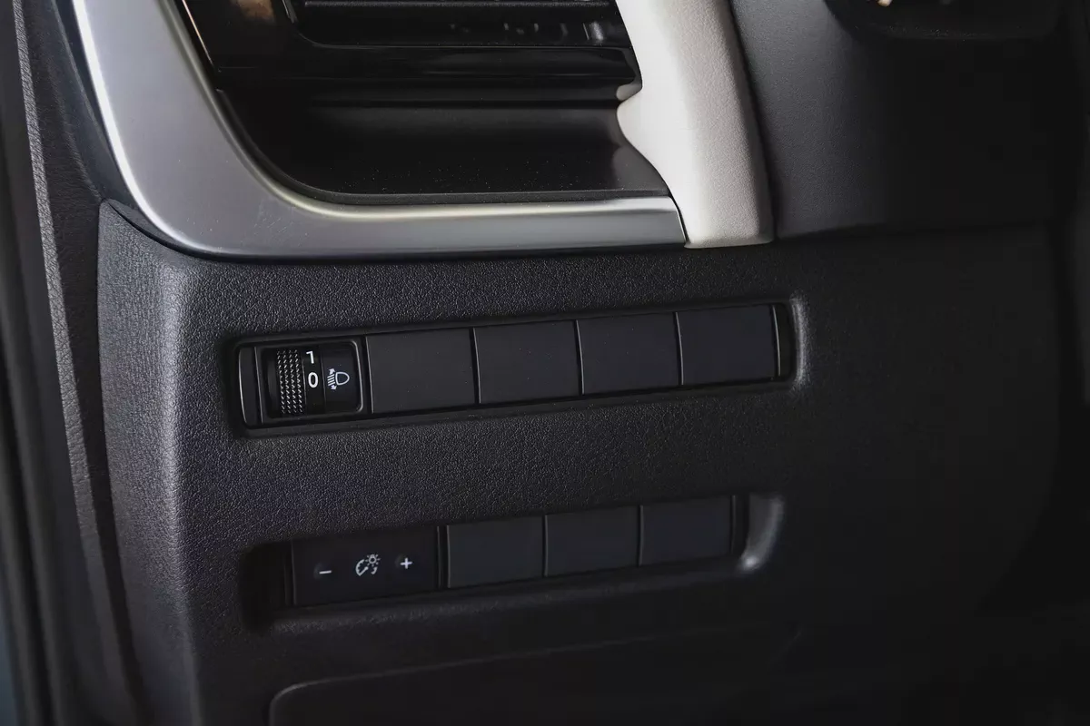 2026 Nissan Xtrail S 2.5L | AED 1,389 Monthly | Free Courtesy Car Included | 3 Years Agency Warranty-9-9