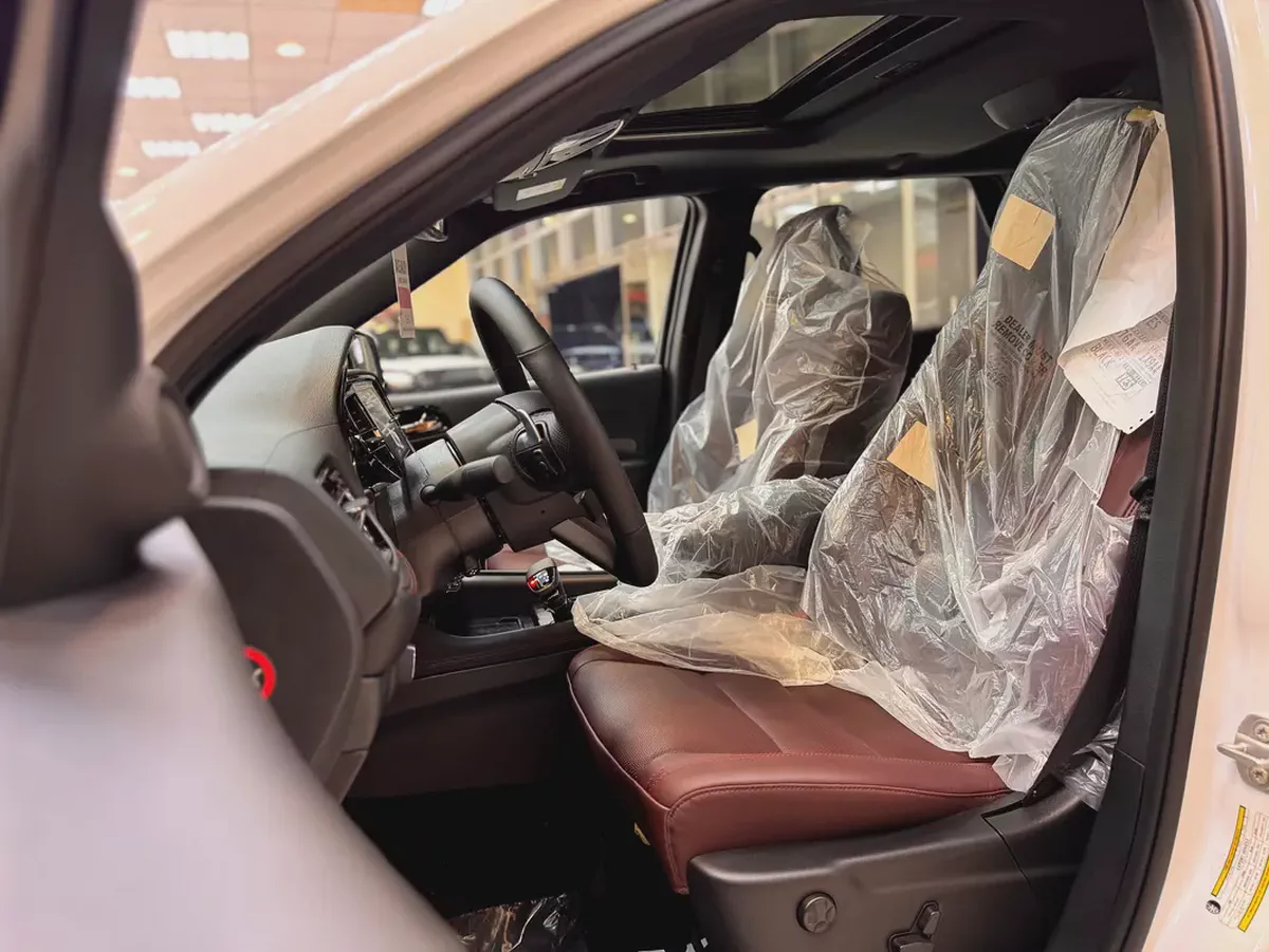 DURANGO GT / GCC / 5 YEARS WARRANTY / BRAND NEW / FULL OPTION-10-10
